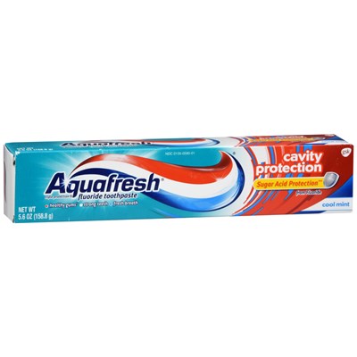 AQUAFRESH TOOTHPASTE 5.6oz